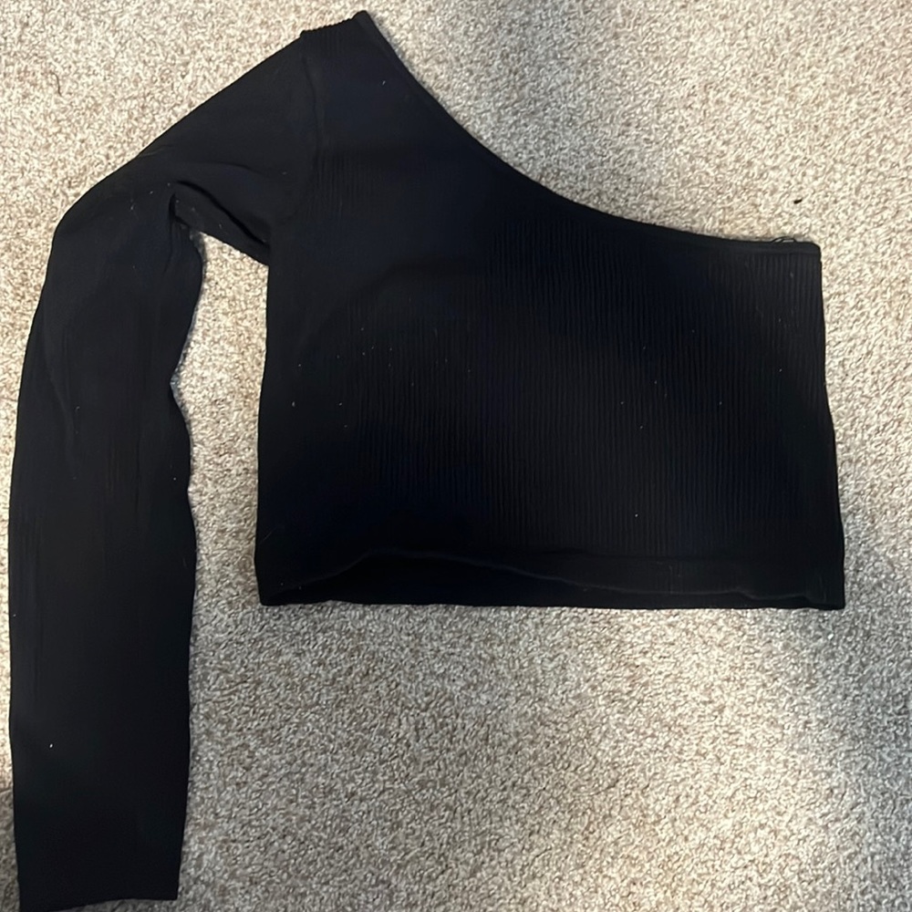 ZARA asymmetrical seamless top
